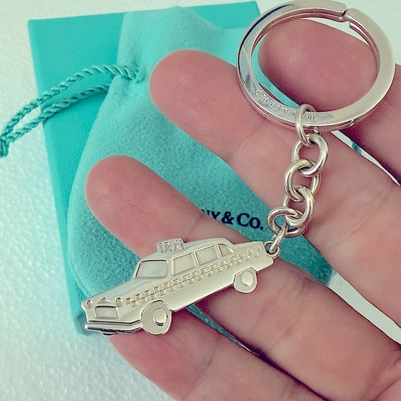 🚕 Vintage Tiffany & Co. Taxi Cab Keychain Accessory - Picture 6 of 10